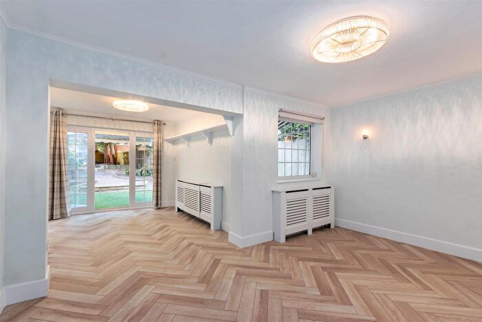 3 Bedroom Semi-Detached House To Rent In Somerset Road, Wimbledon, London, SW19