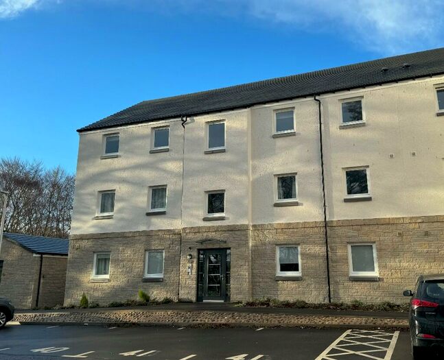 2 Bedroom Flat To Rent In Varrich Crescent, Ness Castle, Inverness, IV2