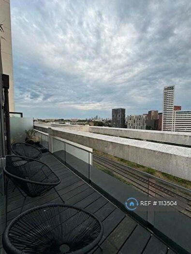 2 Bedroom Penthouse To Rent In Broadfield Lane, London, NW1