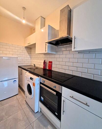 1 Bedroom Studio To Rent In High Road, Leyton, E10