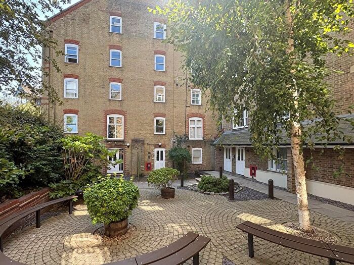 3 Bedroom Flat To Rent In Millacres, Station Road, Ware, SG12