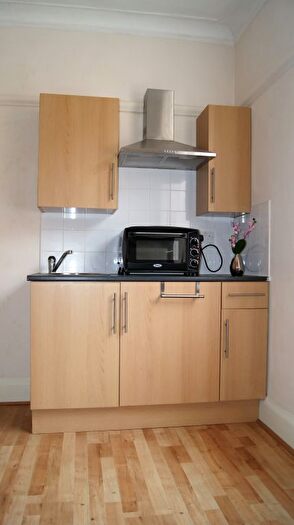 1 Bedroom Studio To Rent In Oak Crest, Bawtry Road, Doncaster, DN4