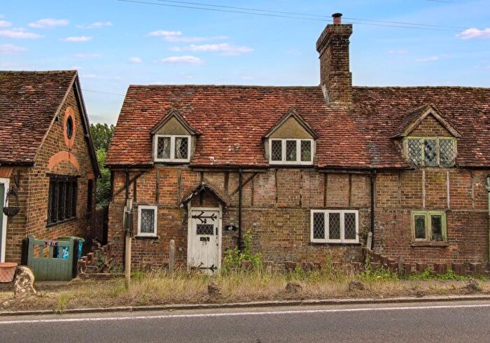2 Bedroom Semi-Detached House For Sale In Leighton Buzzard Road, Water End, Hemel Hempstead, Hertfordshire, HP1