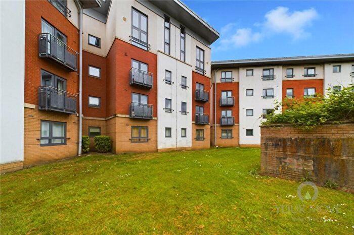 2 Bedroom Flat For Sale In West Cotton Close, Northampton, NN4