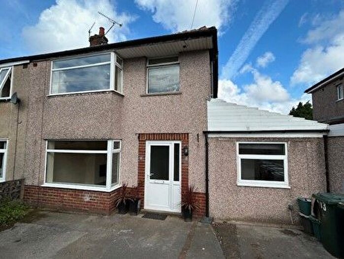 4 Bedroom Semi-Detached House To Rent In Hestham Avenue, Morecambe, LA4