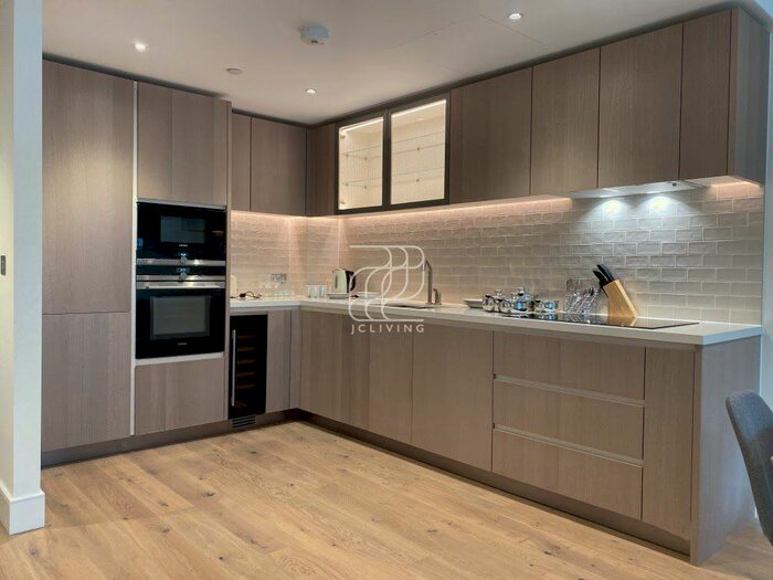 2 Bedroom Flat To Rent In Palmer Road, London, SW11