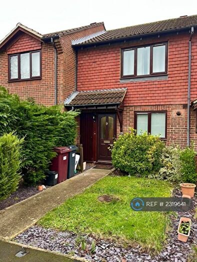 2 Bedroom Terraced House To Rent In Copenhagen Close, Reading, RG2