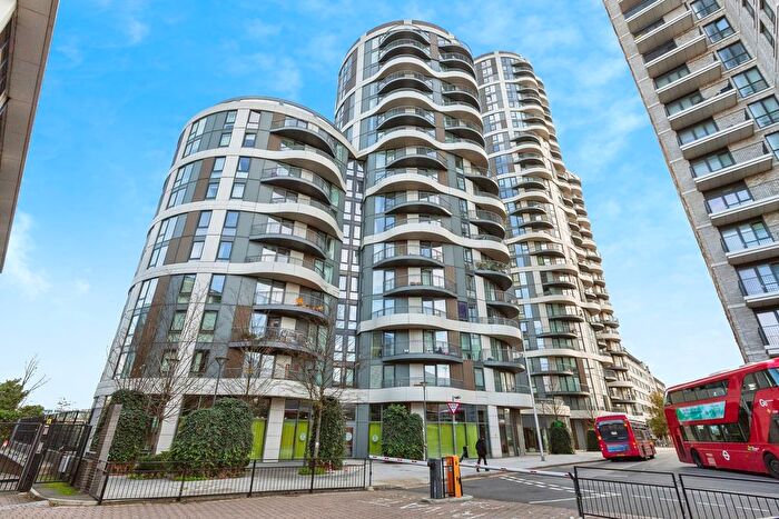 2 Bedroom Flat For Sale In Cambridge Road, Barking, IG11