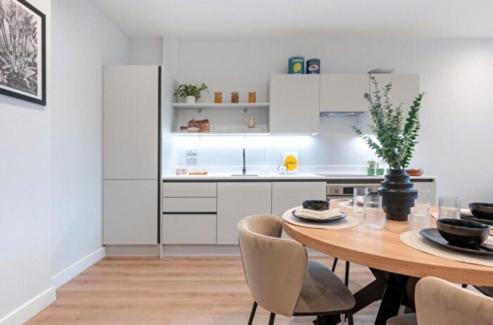 1 Bedroom Property To Rent In Lock House, Oval Road, London, NW1