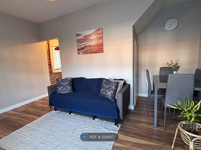 2 Bedroom Terraced House To Rent In Elmscott Road, Bromley, BR1