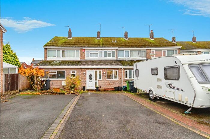 3 Bedroom Terraced House For Sale In Telford Gardens, Wolverhampton, WV3