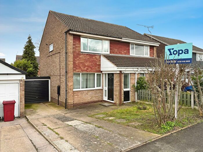 2 Bedroom Semi Detached House For Sale In Rowan Tree Road, Sheffield, S21