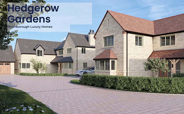 5 Bedroom Detached House For Sale In Hedgerow Gardens. Thornborough. ., MK18