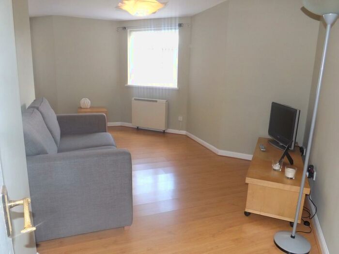 2 Bedroom Apartment To Rent In Alexandra Court, Liverpool, L3