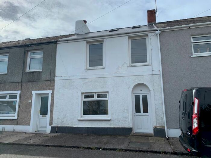 2 Bedroom Terraced House To Rent In Croft Terrace, Prospect Place, Pembroke Dock, SA72