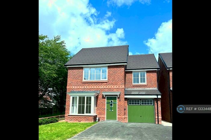 3 Bedroom Detached House To Rent In Roman Terrace, Blackburn, BB2