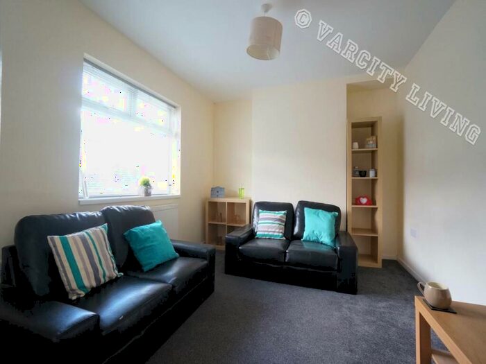 5 Bedroom House To Rent In Lon Ogwen, Bangor, LL57