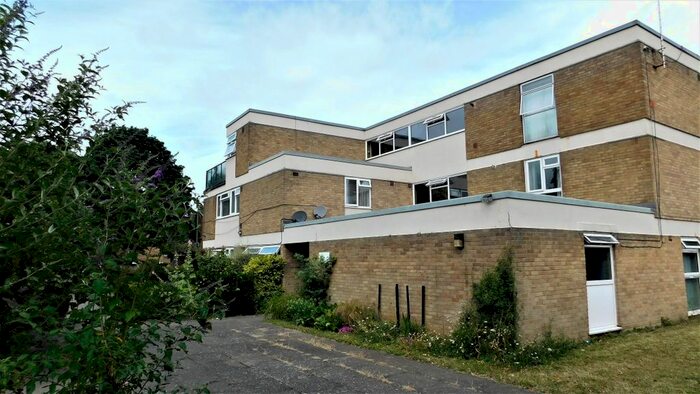 1 Bedroom Maisonette To Rent In Peregrine Road, Sunbury-On-Thames, TW16