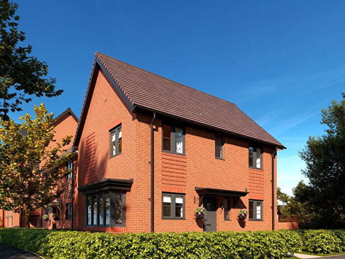 3 Bedroom Detached House For Sale In Nine Mile Road Extension, Finchwood Park, RG40