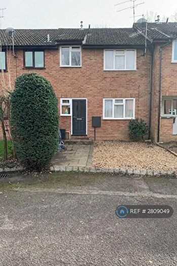 2 Bedroom Terraced House To Rent In Armadale Road, Woking, GU21