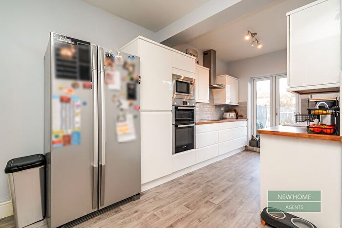 3 Bedroom Terraced House For Sale In Ampleforth Grove, Hull, HU5