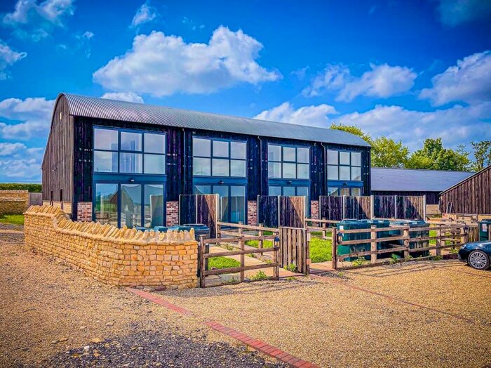 3 Bedroom Terraced House To Rent In Hay Barn, Metheringham, Lincoln, LN4