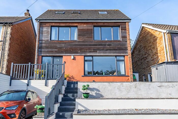 4 Bedroom Detached House For Sale In Redlands Road, Penarth, CF64