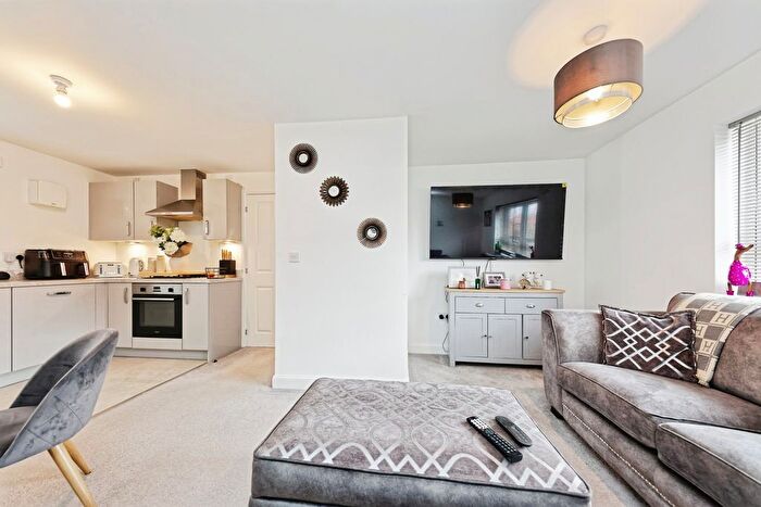 2 Bedroom Detached House For Sale In Market Garden Close, Ramsgate, Kent, CT12