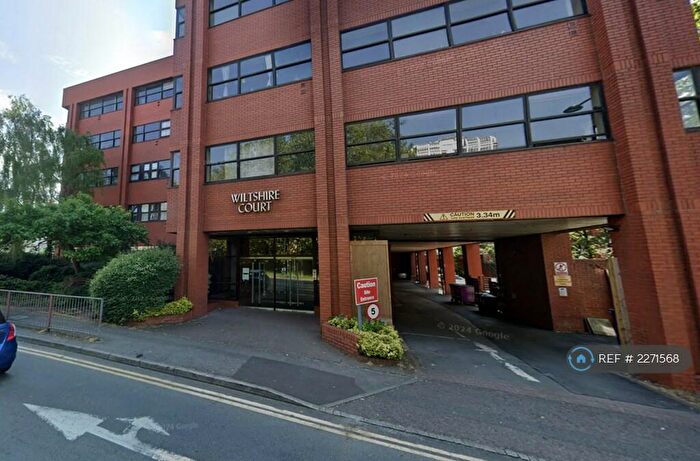 1 Bedroom Flat To Rent In Wiltshire Court, Swindon, SN1