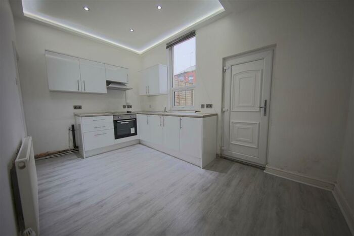 3 Bedroom House To Rent In Bury Road, Rochdale, OL11