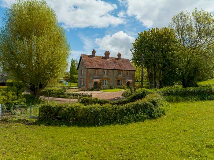 3 Bedroom Semi-Detached House For Sale In Pretty Stone Cottage Located Within Beautiful Countryside Setting, BA22