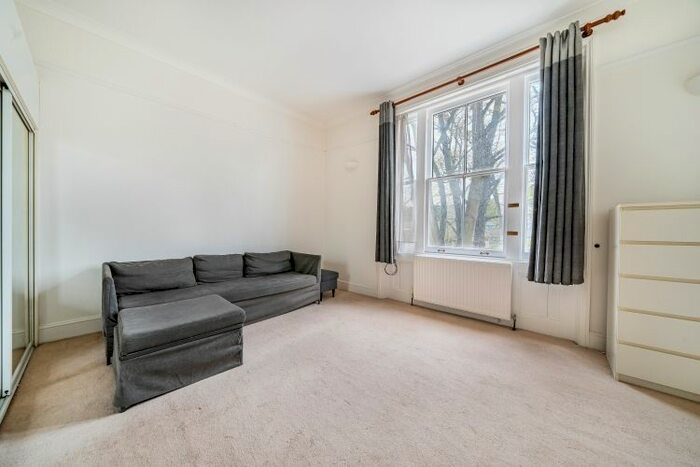 Studio To Rent In Marlborough Hill, London, NW8