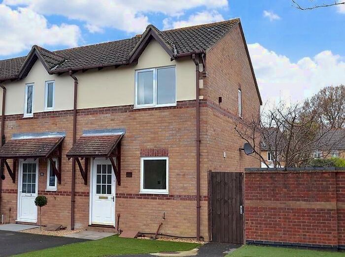 2 Bedroom End Of Terrace House To Rent In Horton Heath, SO50