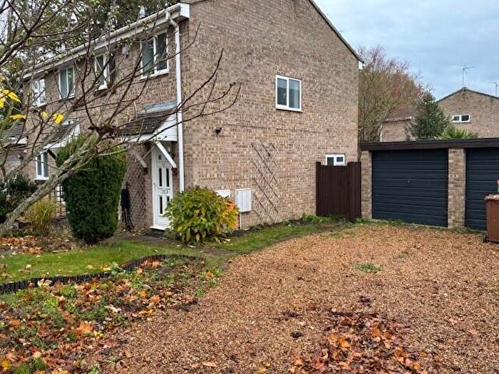 3 Bedroom Semi Detached House To Rent In Elstone, Peterborough, Cambridgeshire, PE2