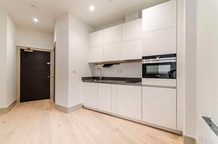 Studio To Rent In Burlington Road, New Malden, KT3