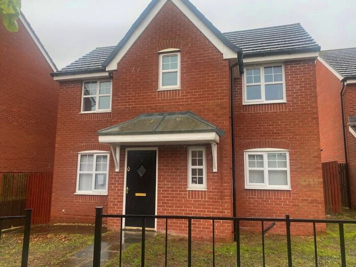 3 Bedroom Detached House To Rent In Lindisfarne Avenue, Thornaby, Stockton-On-Tees, TS17