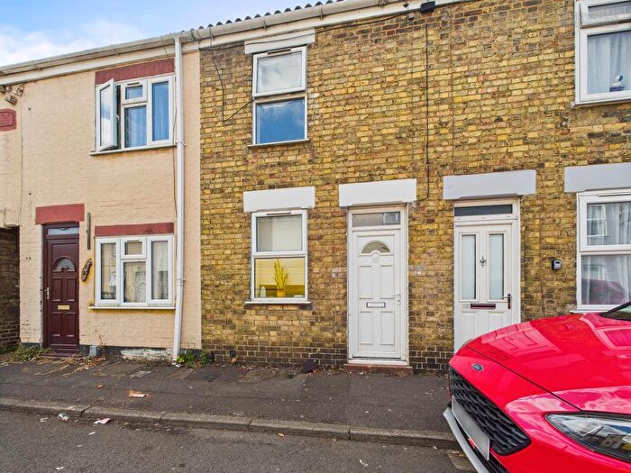 2 Bedroom Terraced House For Sale In Hankey Street, Peterborough, PE1