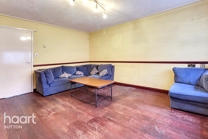 1 Bedroom Apartment For Sale In Freeman Road, Morden, SM4