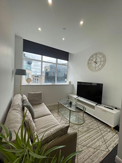 1 Bedroom Flat To Rent In East Parade, Bradford, BD1