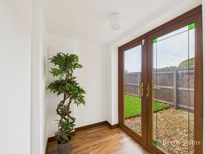 4 Bedroom End Of Terrace House For Sale In Grasby Road, Hull, East Yorkshire, HU8