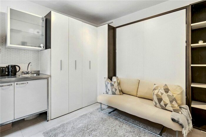 Studio To Rent In Courtfield Gardens, Earls Court, London, SW5