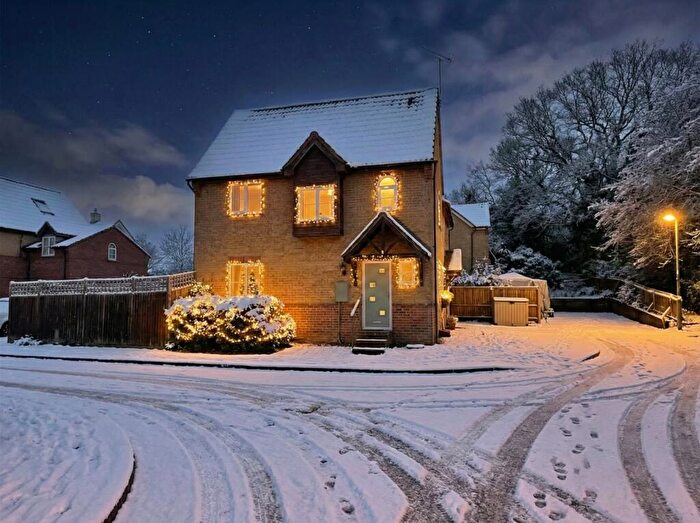 3 Bedroom Semi-Detached House To Rent In Ash Grove, Dunmow, Essex, CM6