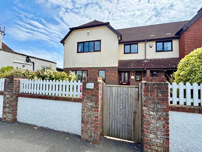 3 Bedroom Terraced House For Sale In Gatehouse Close, Bexhill-On-Sea, TN39