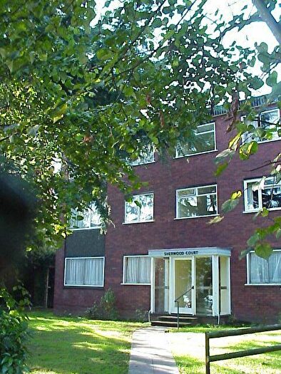 1 Bedroom Flat To Rent In Sherwood Court, South Croydon, CR2