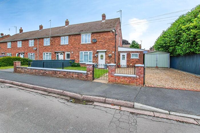 3 Bedroom End Of Terrace House For Sale In Worcester Road, Wisbech, PE13