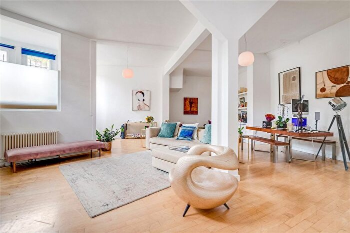 3 Bedroom Property To Rent In Scampston Mews, North Kensington, W10