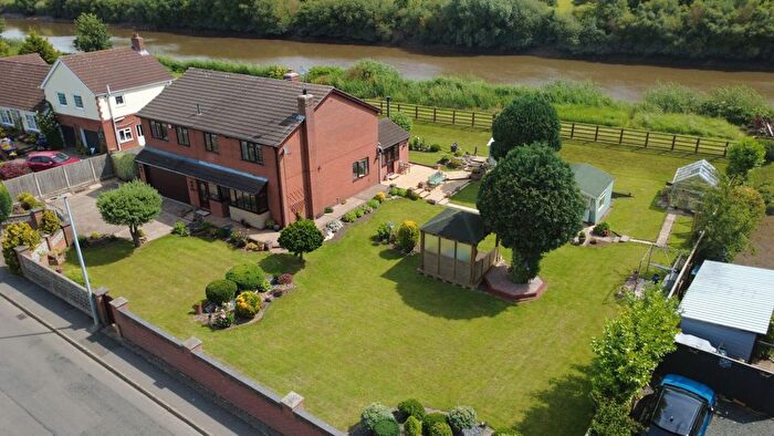 5 Bedroom Detached House For Sale In Gunthorpe, Doncaster, DN9
