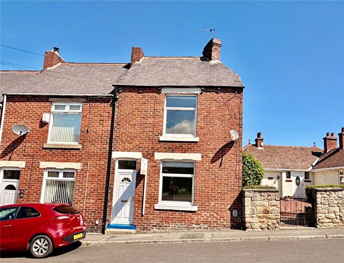1 Bedroom End Of Terrace House To Rent In Drawback Close, Prudhoe, NE42