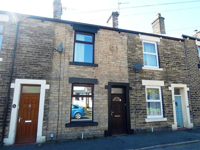 2 Bedroom Terraced House To Rent In Denbigh Street, OL5
