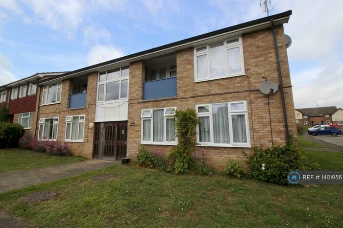 1 Bedroom Flat To Rent In Valley Road, Letchworth Garden City, SG6
